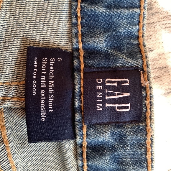 5/$15 Flip sequinned stretch mini shorts size 5 with invisible adjustable waist - Picture 3 of 9